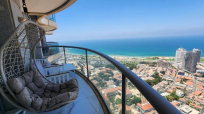 Modern 2BR Amazing Sea View W/Parking by HolyGuest